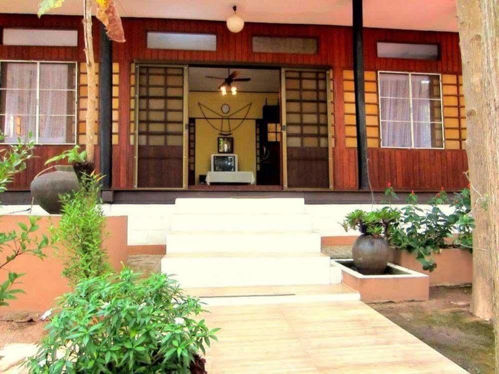 Golden Teak Homestay Mae Rim Exterior foto